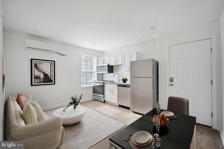 Foto principal - 405 S 42nd St