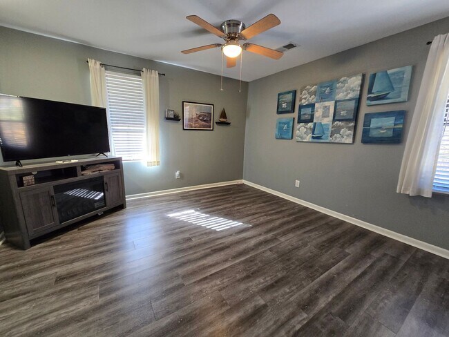 Foto del edificio - 17630 Bream