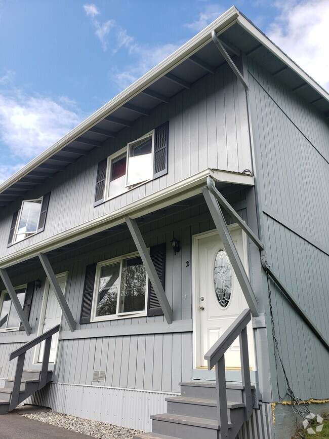 Building Photo - 7331 Meadow St