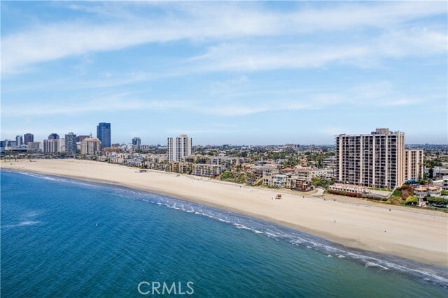 Foto del edificio - 1750 E Ocean Blvd