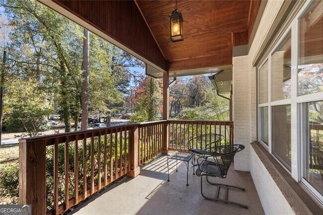 Foto del edificio - 1605 Carter Rd