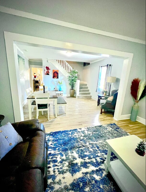 Foto del edificio - 3004 E Michigan St