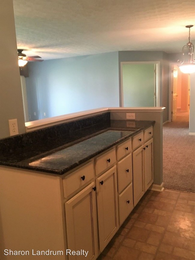Building Photo - 10505 Trotters Pointe Dr
