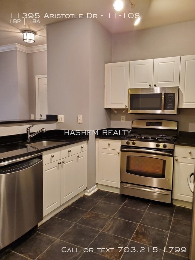 Building Photo - 11395 Aristotle Dr