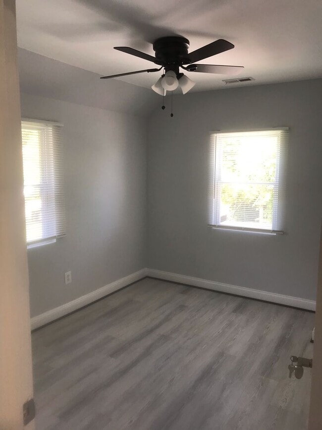 Photo - 928 Argonne Dr Apartment