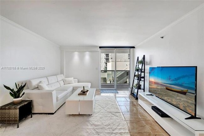 Photo - 2401 Collins Ave Apartment