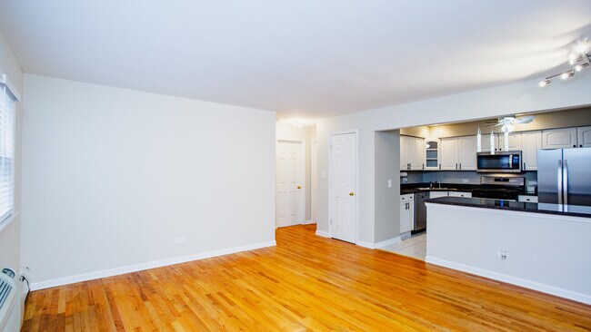 Foto del edificio - 10145 Hartford Ct