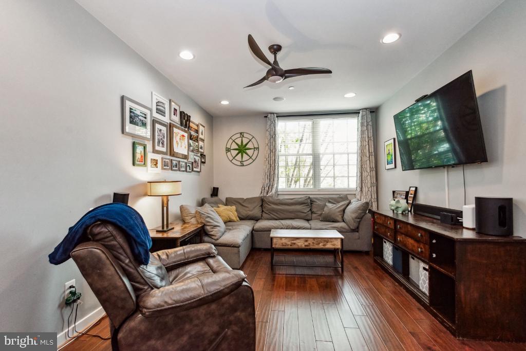 Foto principal - 2319 E Fairmount Ave