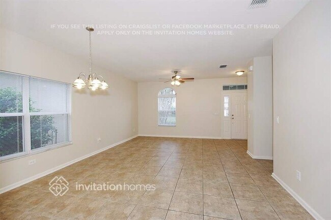 Building Photo - 10627 Cypress Trail Dr
