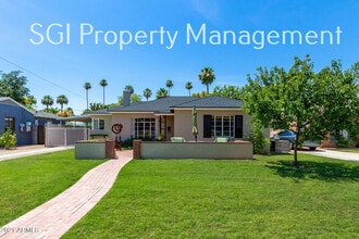 Building Photo - 1315 W Holly St