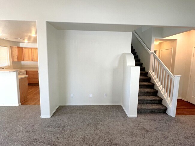 Building Photo - 4706 English Lavender Ave