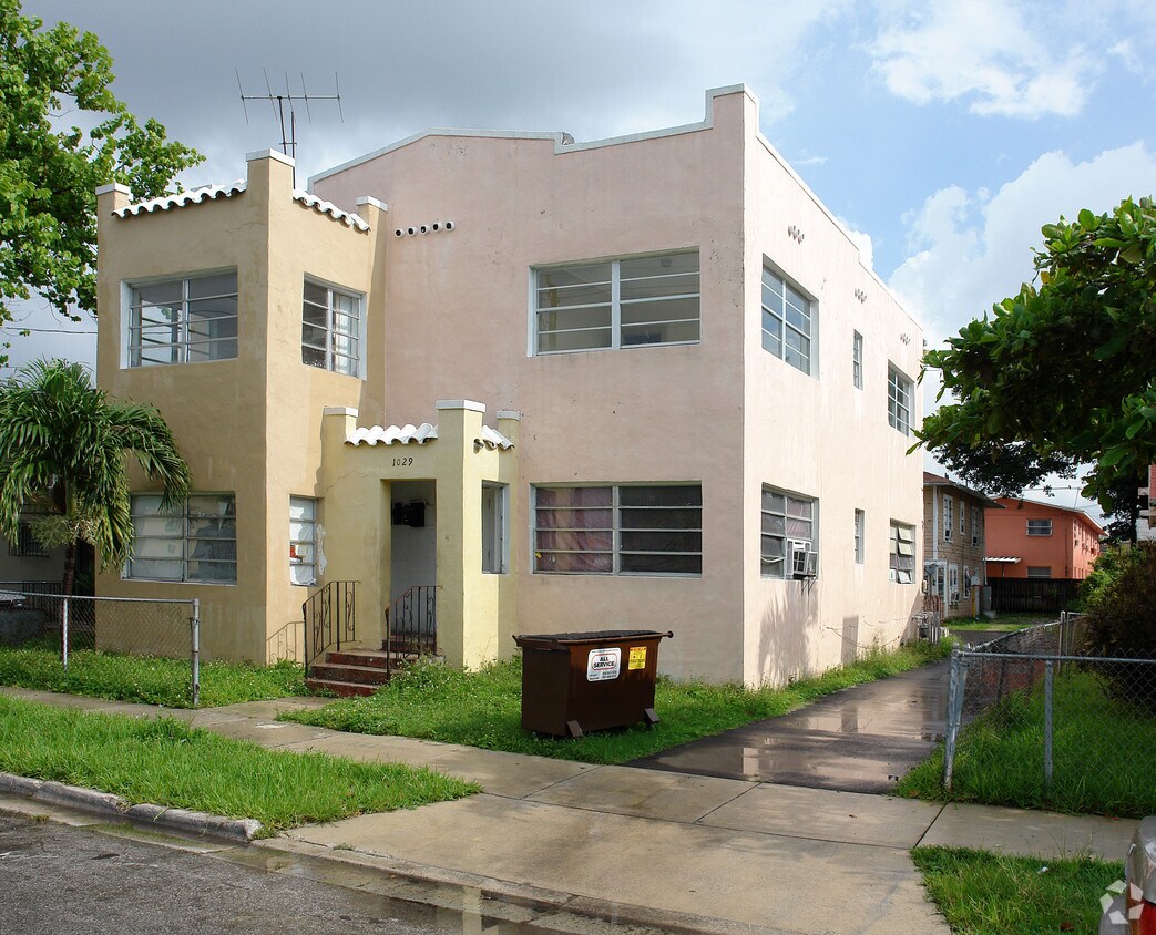 Building Photo - 1029 NW 1st St
