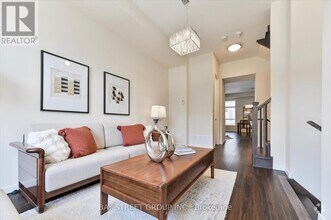 Building Photo - 36 Armillo Pl