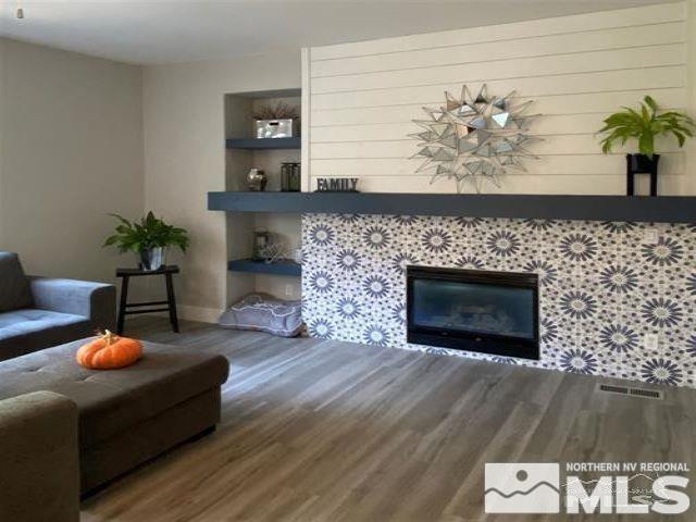 Foto del edificio - 3089 Creekwood Dr