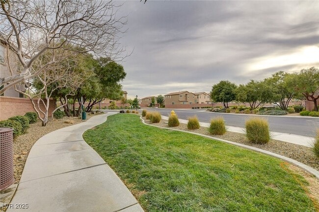 Foto del edificio - 864 Royal Amethyst Way