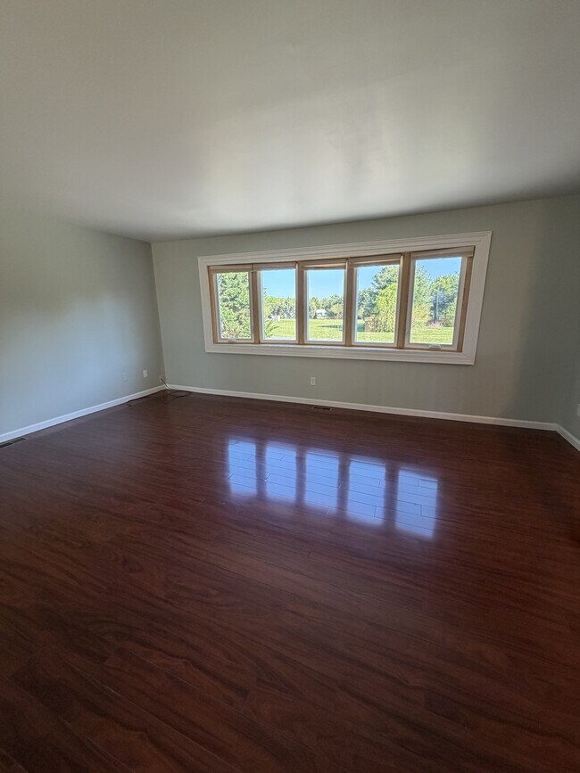 Foto del edificio - 4319 Dolby Farm Rd