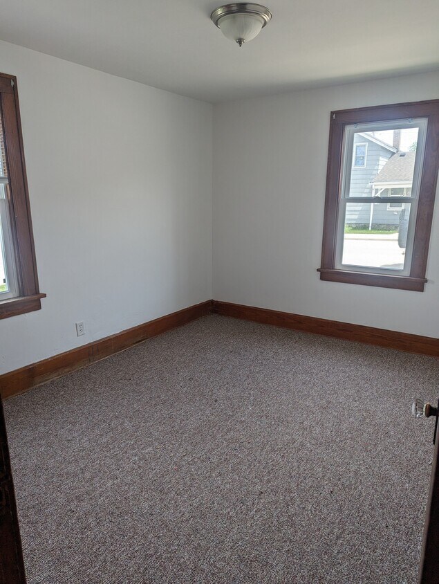 Bedroom 1 - 1005 9th Ave