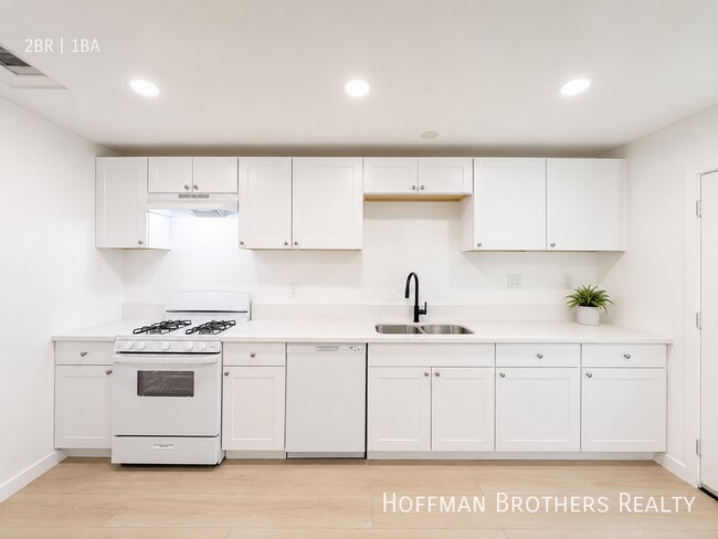 Foto del edificio - 15550 Vanowen St
