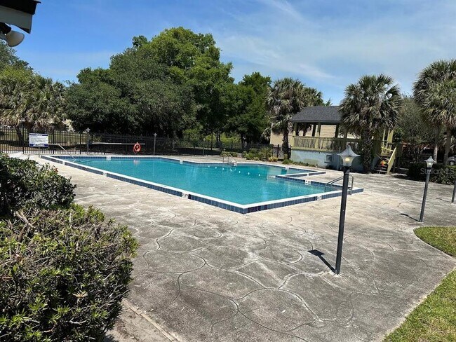 Building Photo - 7340 Swallow Run