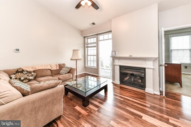 Building Photo - 512 Sunset View Terrace SE