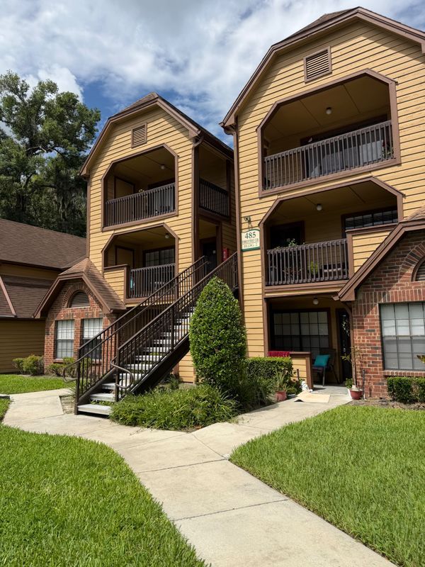 Building Photo - 485 Forestway Cir