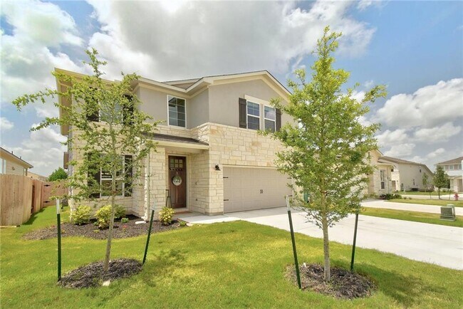 Building Photo - 375 Sawtooth Mountain Way