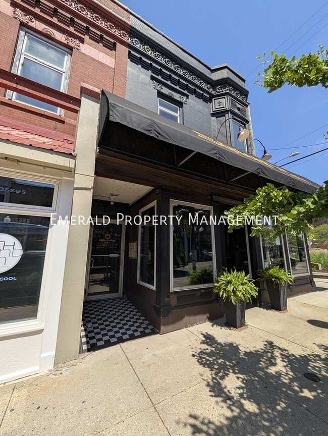Building Photo - 514 E State St