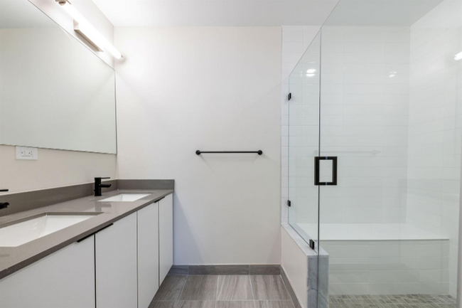 Foto del edificio - 120 N Compass Way