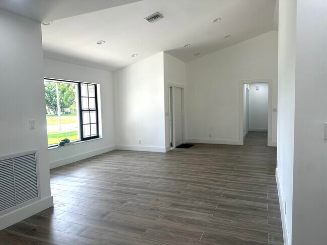 Foto del edificio - 10316-10186 186th Ct S