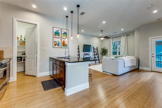 Foto del edificio - 5914 Hudson St