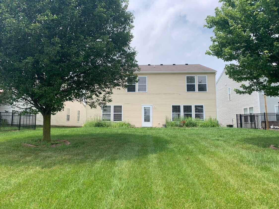 8198 S Evening Dr, Pendleton, IN 46064 House Rental in Pendleton, IN