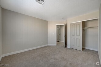 Building Photo - 421 Madison Taylor Pl