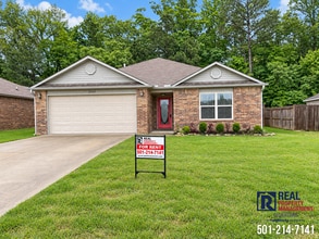 Building Photo - 2064 Fern Valley Dr