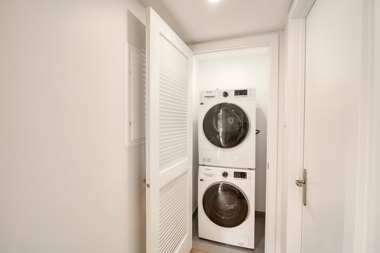 Photo principale - 10 Av. Rosemount