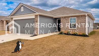 Building Photo - 4025 McKenzie Dr SW