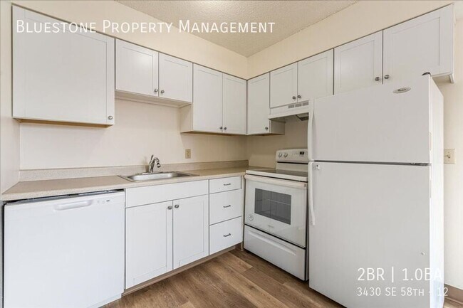 Foto del edificio - 3430 SE 58th-12