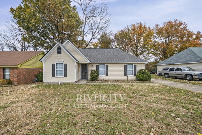 Primary Photo - Frayser Beauty !!!!!! Section 8 Welcomed !!!!!