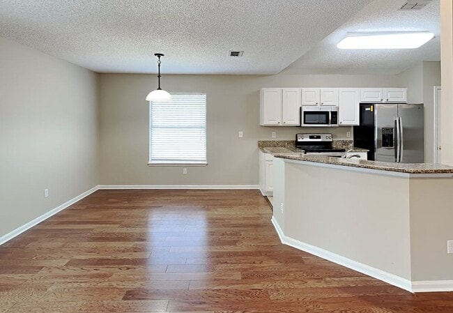 Building Photo - 1511 Beecher Ln