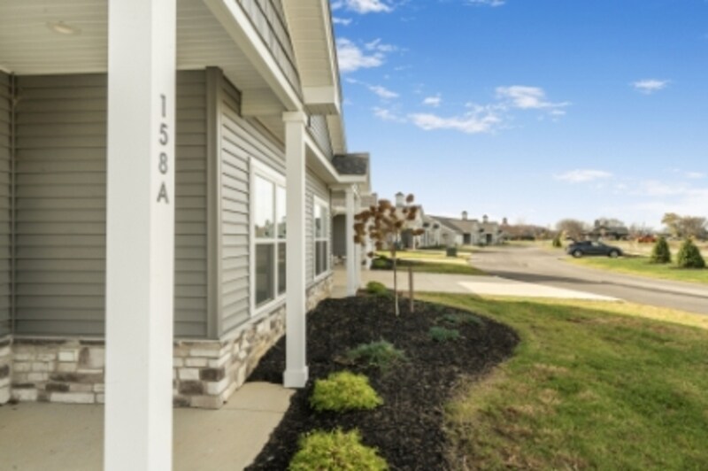 146 Crandall Dr LaGrange, OH 44050 – photo 4