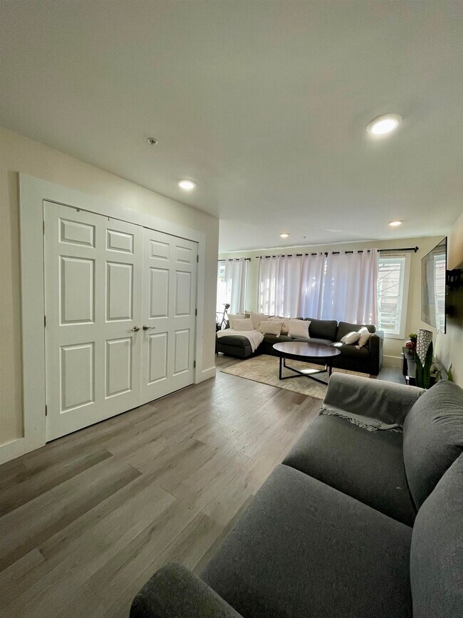Foto del edificio - 574 56th St