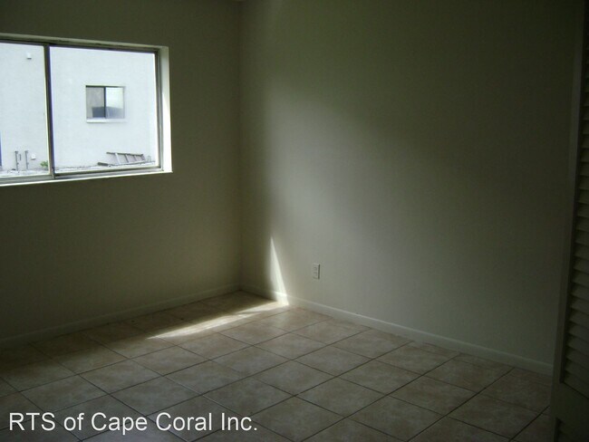 Building Photo - 4814 Manor Ct