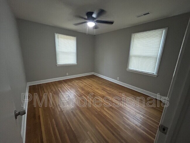 Foto del edificio - 2905 Ironwood Dr