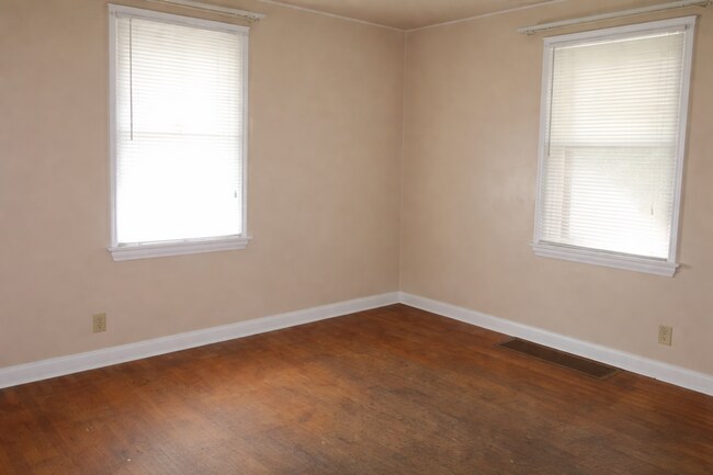 Foto del edificio - 4BR NE Canton home for rent