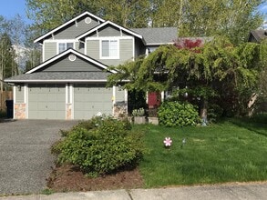 Building Photo - 18033 27th Dr SE