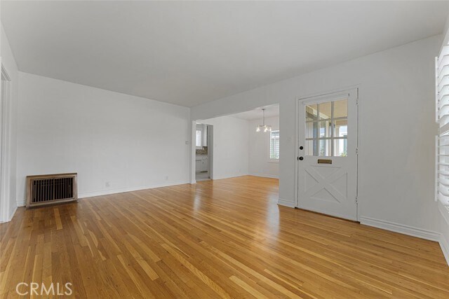 Foto del edificio - 4024 Centralia St