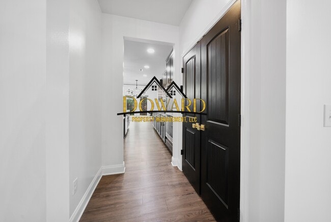 Foto del edificio - 360 Hawksbill Dr