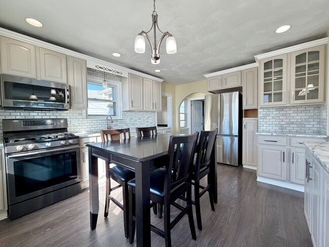 Foto del edificio - 36 Annavoy St