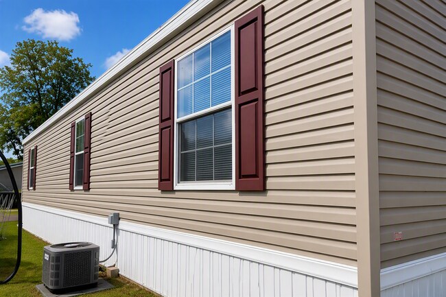 Building Photo - 333 E Lakewood Blvd