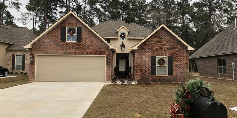 Primary Photo - 2424 Dixie Dr - Oak Alley Subdivison