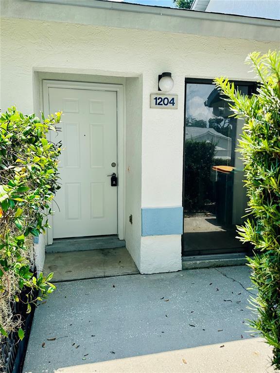 Building Photo - 1204 Tamiami Ln